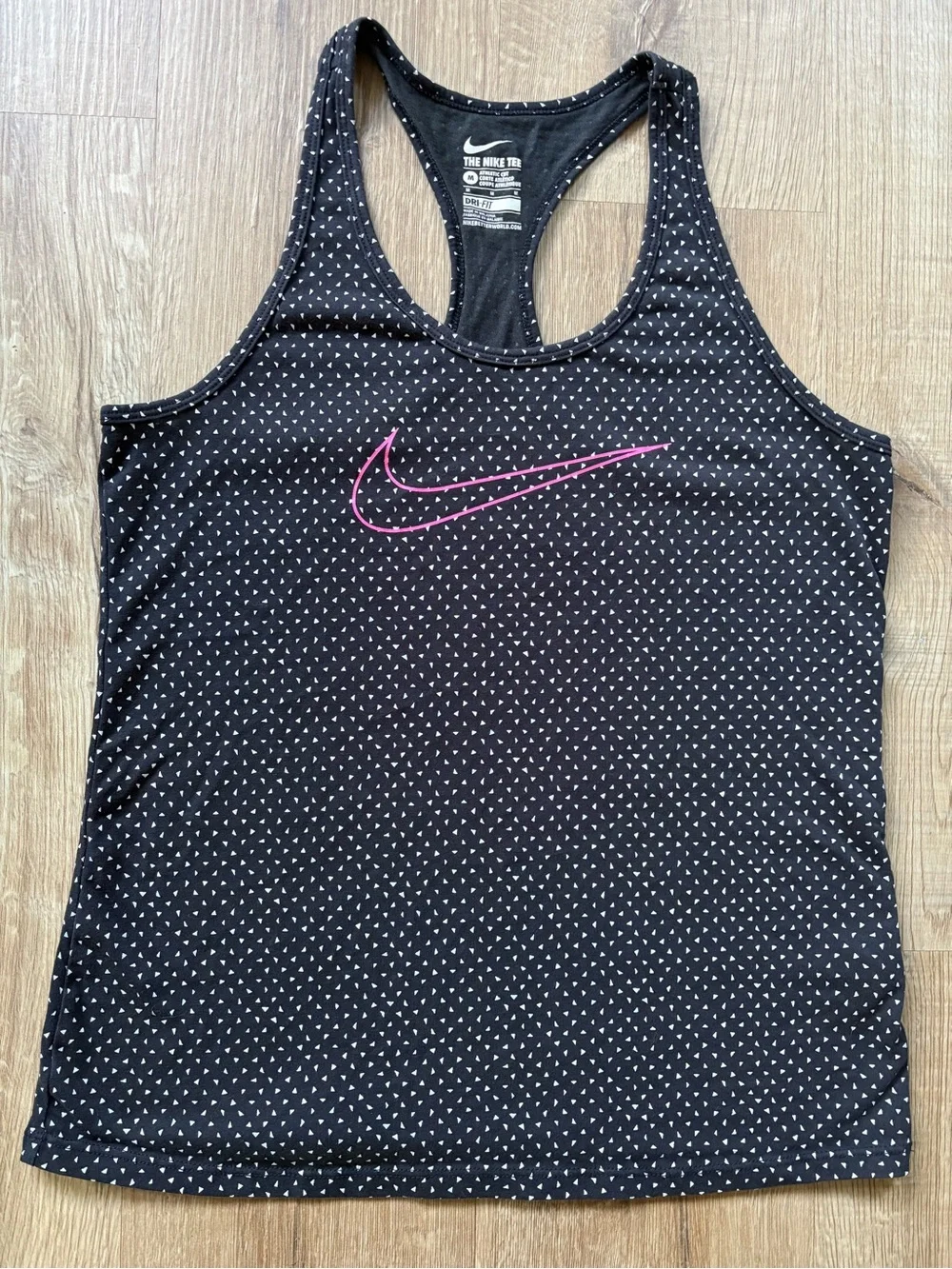 Nike Women's Black Tank Top with Pink Swoosh and Micro Triangle Print Sz medium